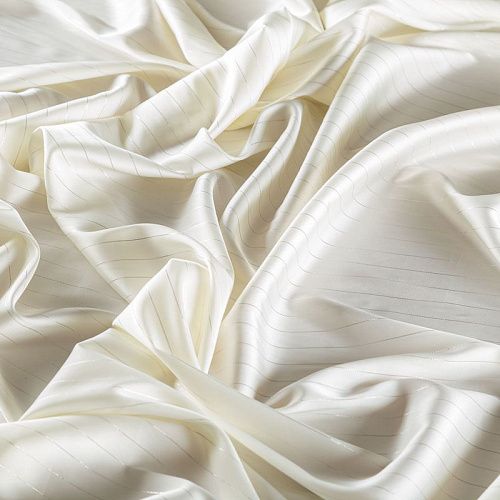 Шелк синтетический с люрексом 065-04166 молочный