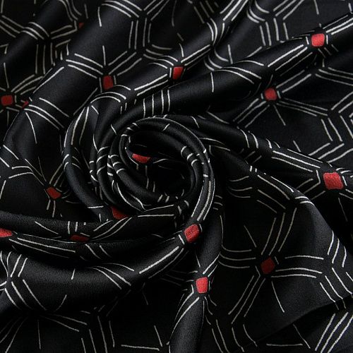 Креп-атлас 001-11922 черный принтованный