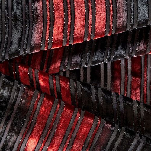 Панбархат 002-04294 черно-красный