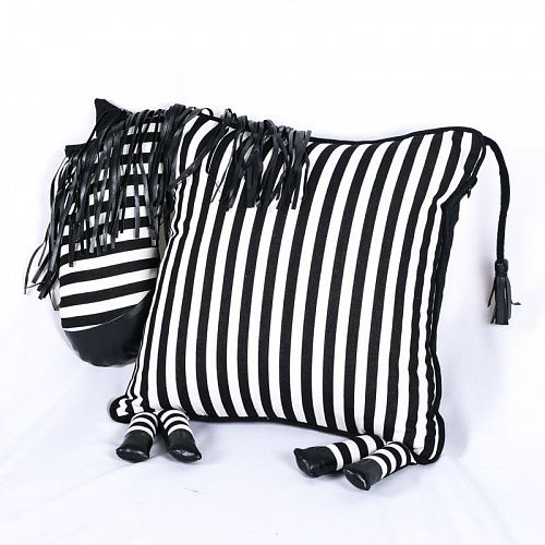 Наволочка декоративная на молнии 43х43 см ЗЕБРА 521983