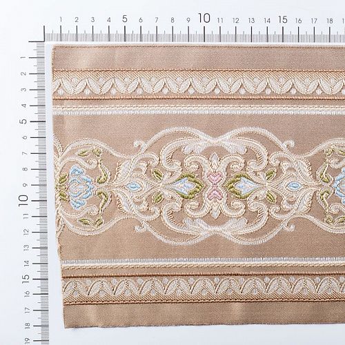 Бордюр велюровый 18 см 0000-357-104-020 бежевый с вензелем